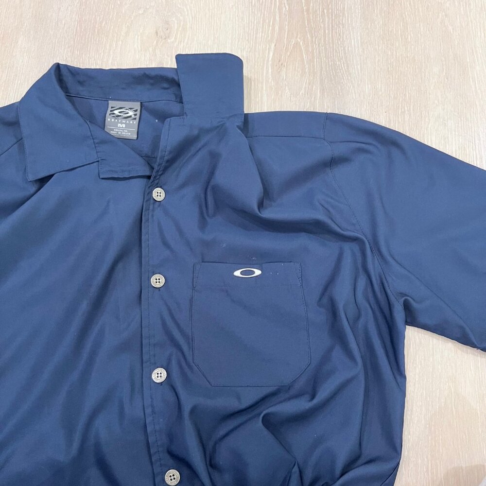 Vintage 90's Oakley Metal Chrome Logo Software Camp Collar Short Sleeve Shirt - Picture 4 of 5